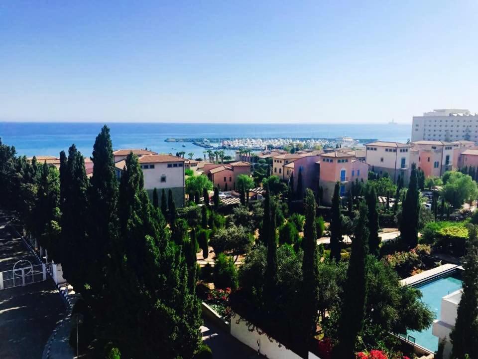 Olosuites Limassol Eksteriør billede